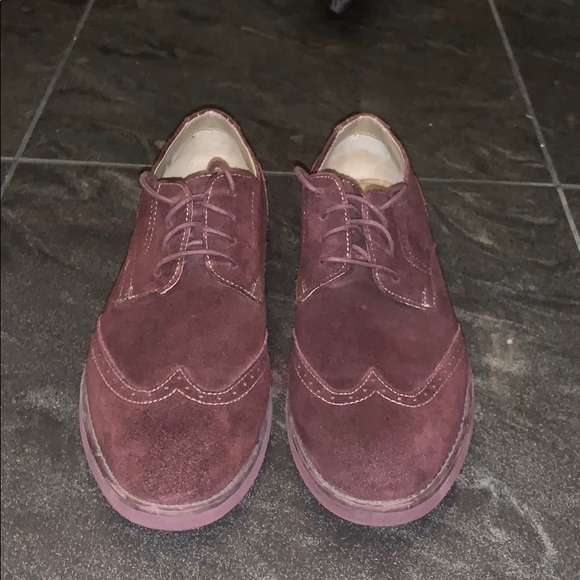 Calvin Klein Wingtip Shoes - Picture 2 of 4
